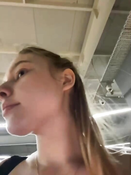 Bbw sexy girl jucielussie training in the gym