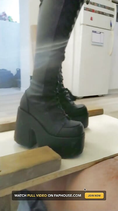 Demonia Over Knee Støvler