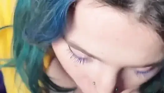 Я не могу сосредоточиться, я действительно хочу, чтобы пососать твой член (видео от первого лица) - Французский художественный минет фильм