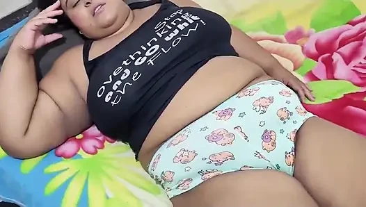 Bu ne büyük bir su jeti, üvey kız kardeş? Jetle gelen büyük bir fışkırtma mı?