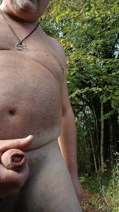 Happy big exhibitionist pig jute! (+ bonus film)