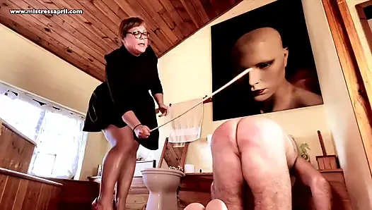 Dominatrix Mistress April - Bog toiltet clean slave staiotr.m4v