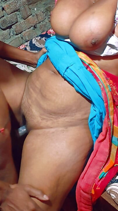 คลิปเย็ด Desi Bhabhi หมู่บ้านอินเดีย คลิป Mms ไวรัลเย็ด Desi Bhabhi