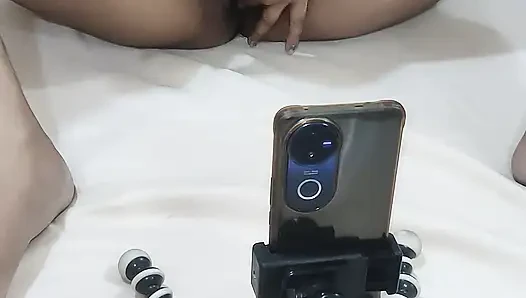 Bhabhi ne apne erkek arkadaşı ke sath video görüşmesi pe seks kia