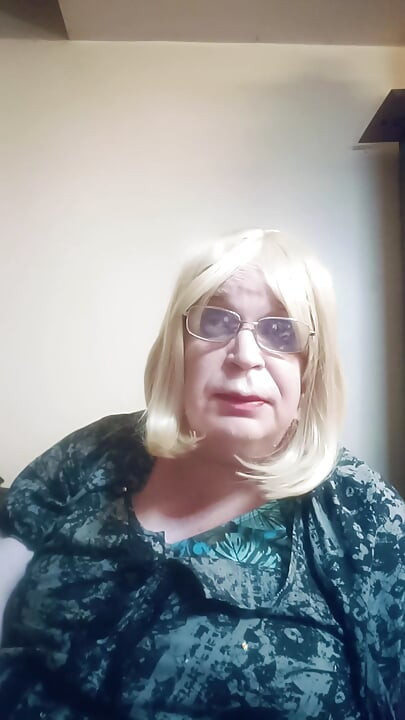 September 2026 VLOG - Chewing the fat whilst smoking a cigar