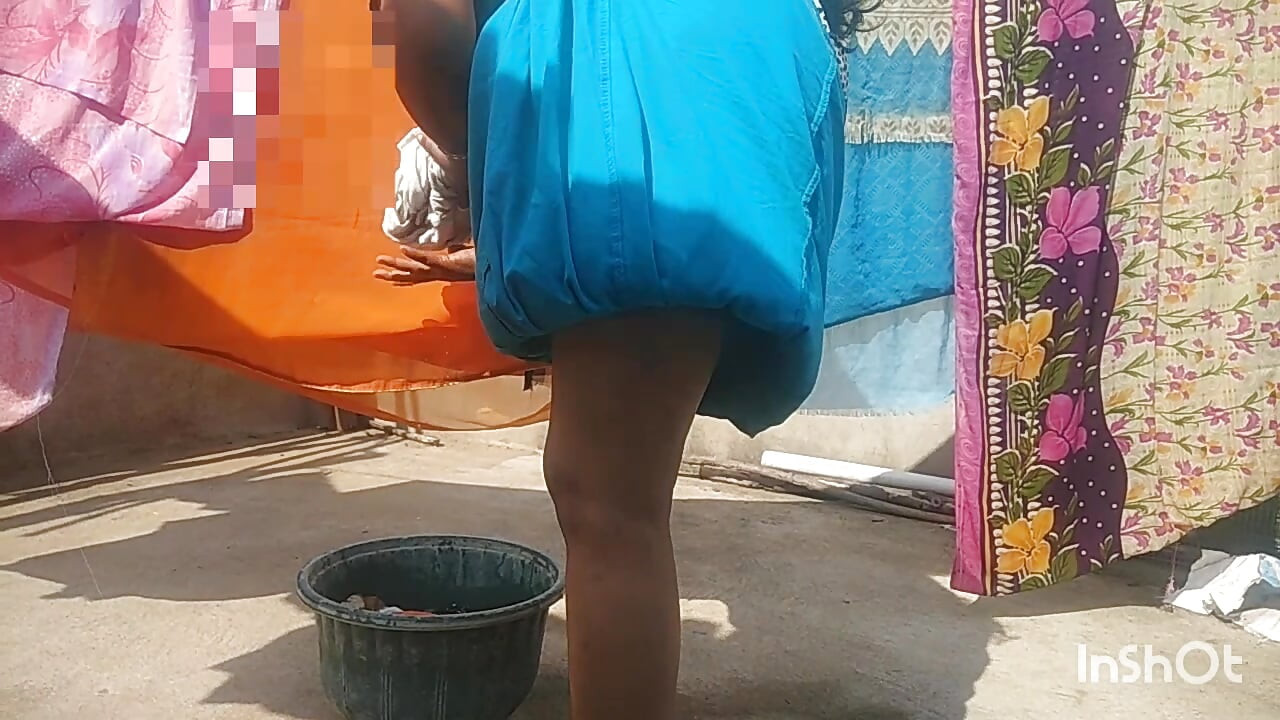 indian lady outdoor working enjoying porn with boy friend