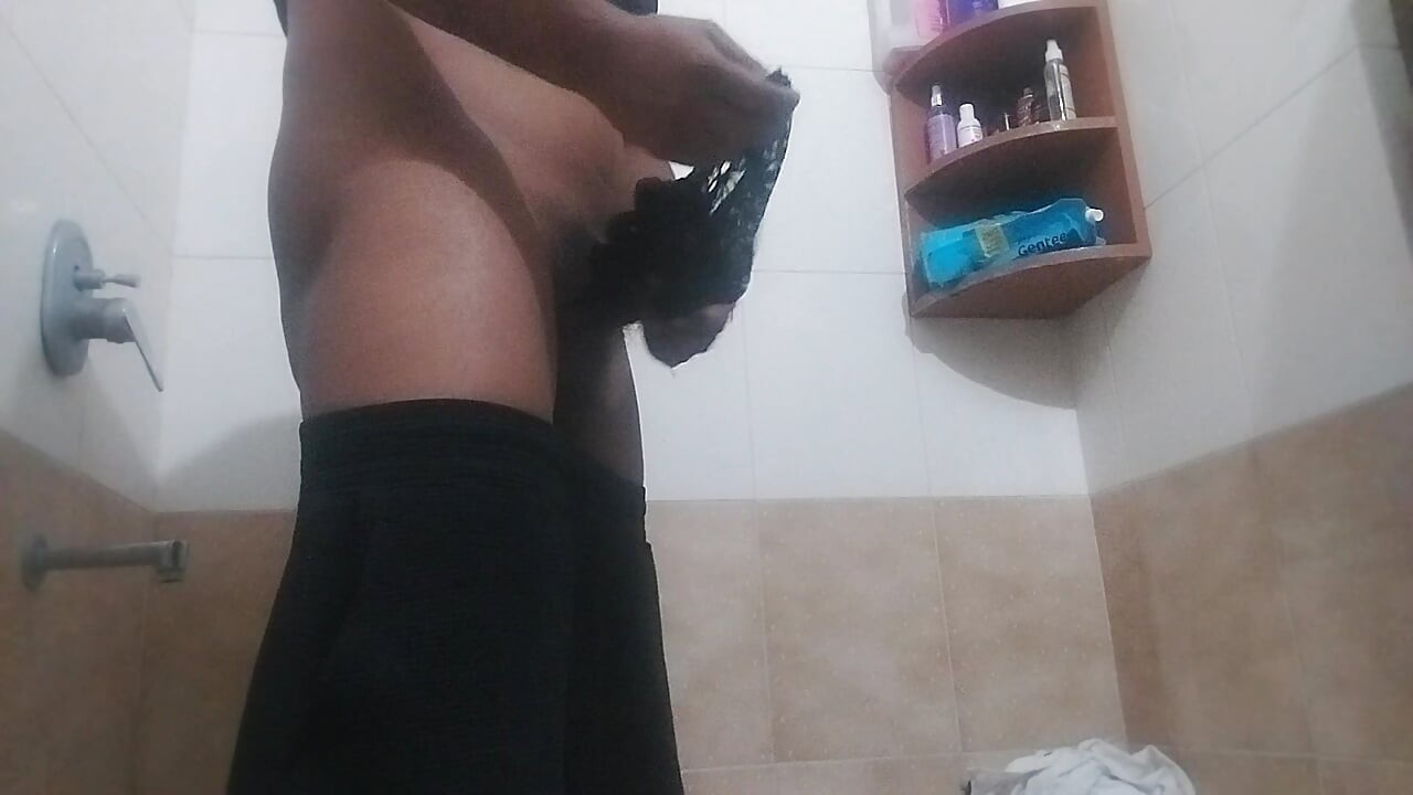 Madam Ki Chadi Dekha Land Khada Hugi Maid Ka