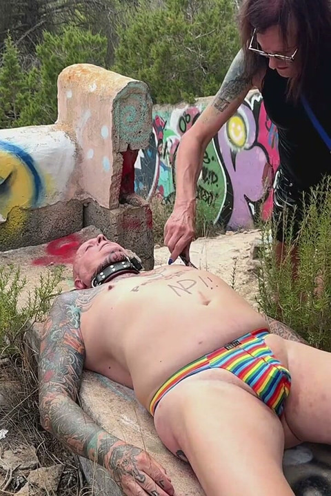Trans Mistress Naomiperv Uses Whip an Nipple Clamps Outdoors