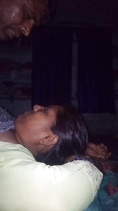 ne ko ragad kr choda