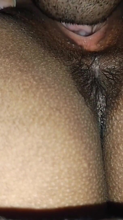 Dasi Mallu chica lamiendo y follando el culo Clip 2