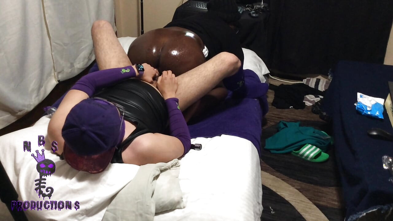 Petualangan peternak kulit hitam 178