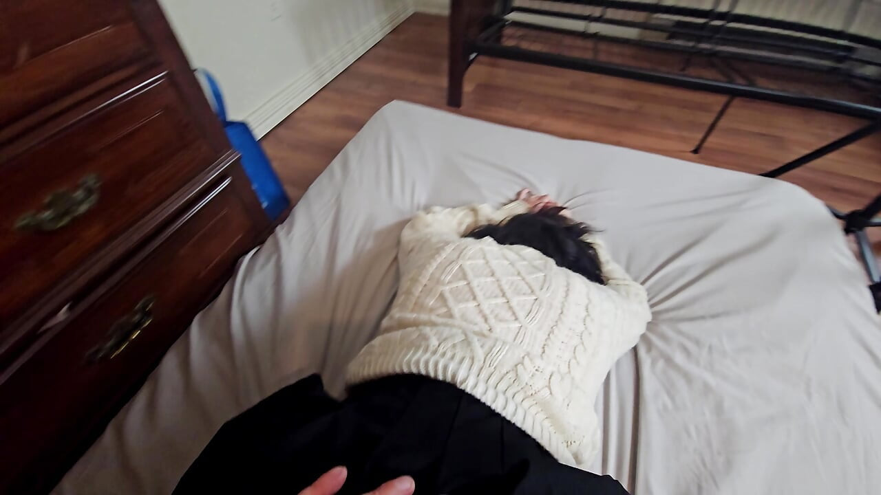 Cum in me! Petite Cutie begs for creampie from Big cock!!