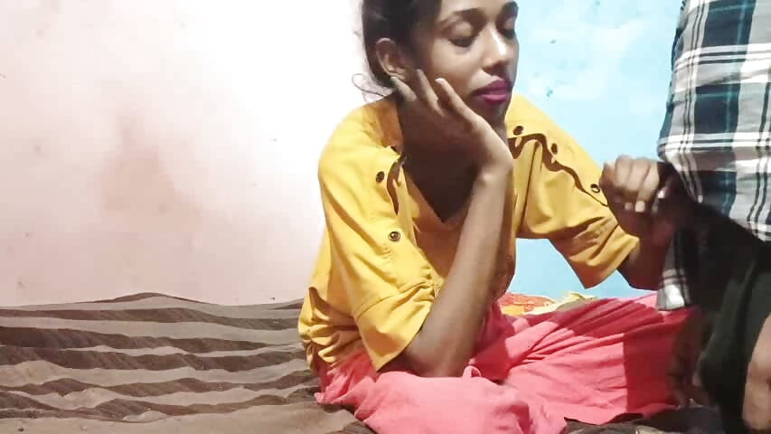 Hot and sexy girl fuck with your father in law husband go for job
