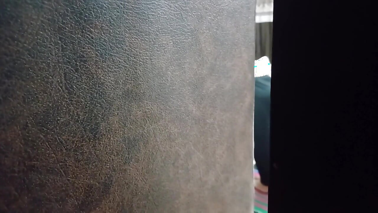 영화를 보면서 아름다운 의붓여친을 따먹는 배다른 오빠