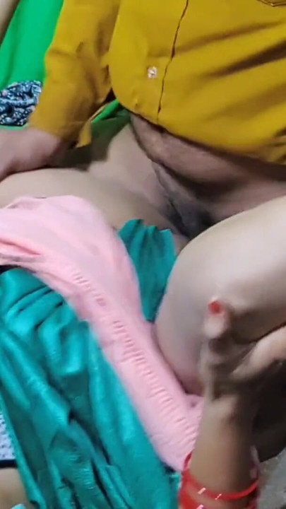 Video seks malam panas teman wanita muda yang cantik, video seks desi awek cantik | Klip 1