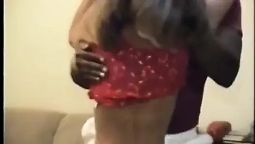 Aldatılan orta yaşlı seksi kadın - gavat orta yaşlı seksi kadın hepimiz gavat oyunu hakkındayız. Arkadaşlarım ve ben sert eş değiştirenleriz