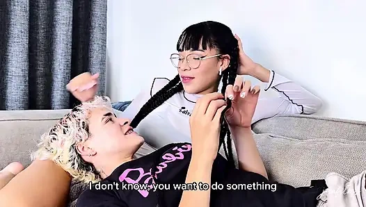 ПРИСЯДЬТЕ И ОТКРОЙ НОГИ