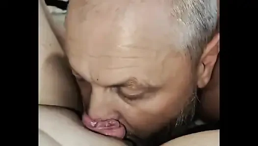 Трахаю в рот сладко
