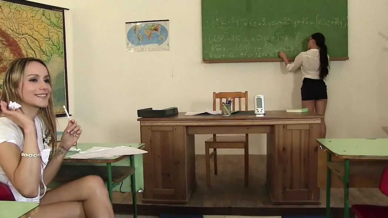 Tiffany Doll,Gina Gerson and Leyla Black in lesbian activities in the classroom