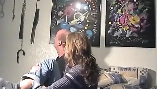 Almanya'dan meme uçlu amatör bebek götten sikiliyor