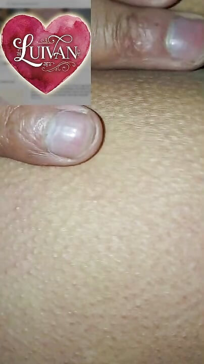 عروس وعريس يمارسان الحب