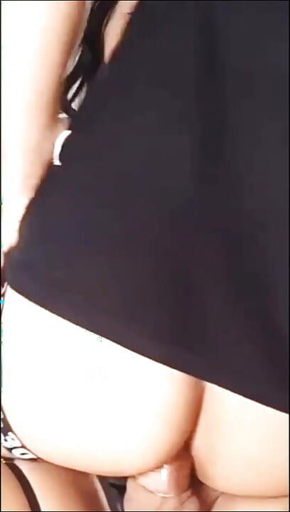Pasywne brunetki
