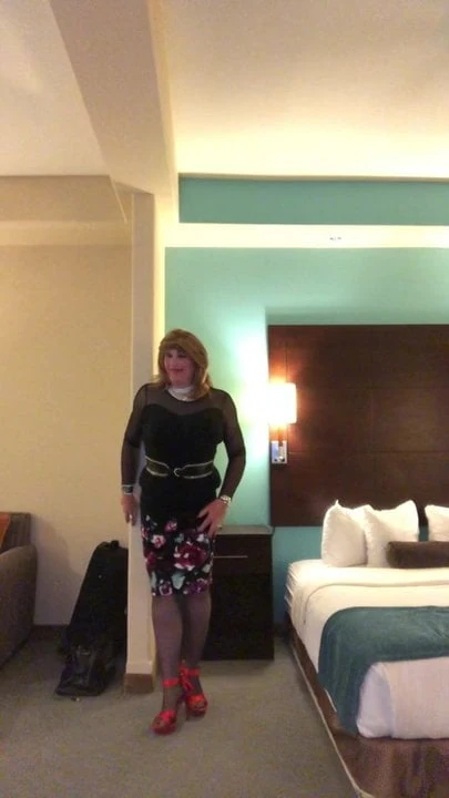 Sissy Pretty to Sissy Slutty