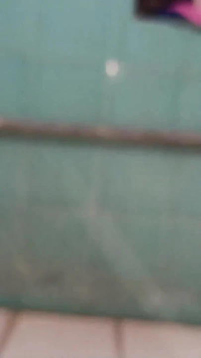 Momento iconico da "Bagno nudo con il mio india"