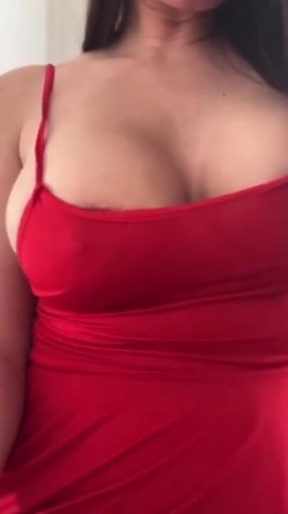 My neighbor fucks her pussy while her husband is working | Clip 1