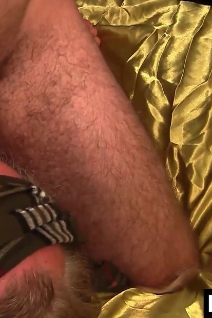 エッチなゲイが満足のいくフェラチオを受ける