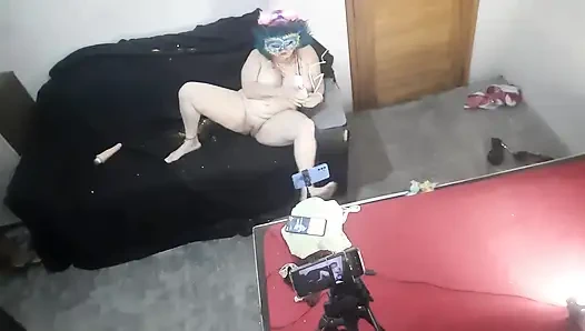 Vivi Guedez - çok fazla ağır eğlencenin sesine titriyor