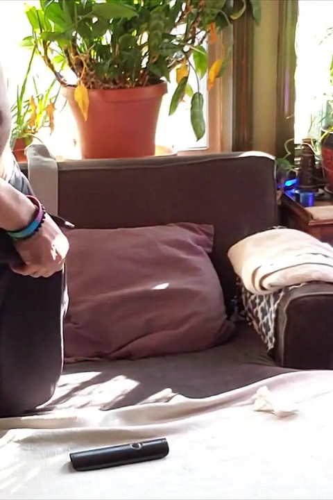 Kenniejai Jerks off with a Hat on