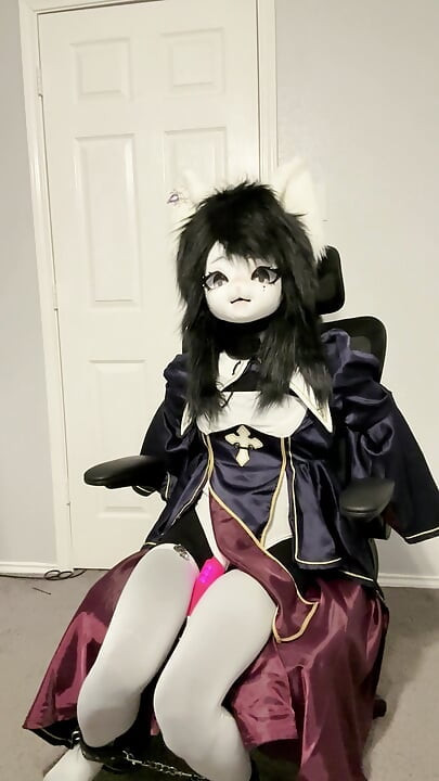 Kürklü kigurumi titreşimli ve nefesli yaka