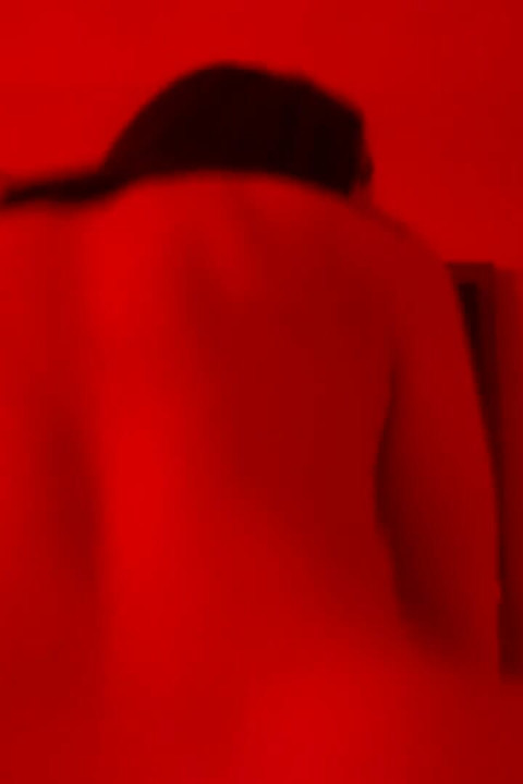 Anna Cummings Gets the Red Light Room Specialty From Mrflourish