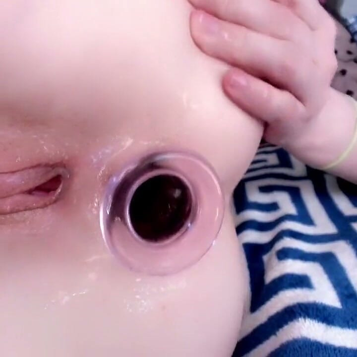 Enorme plug anal de vidro no cu