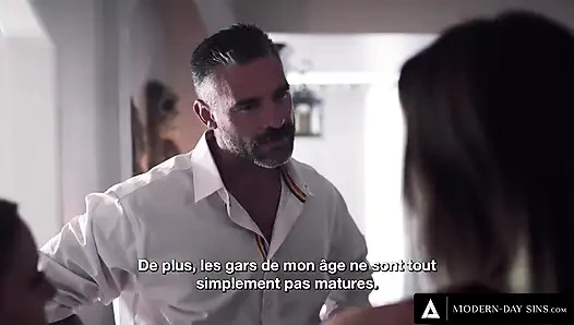 MODERN-DAY SINS - Naughty Anny Aurora Sneaks Off To Bang Her BFF's Stepdad FRENCH SUBTITLES