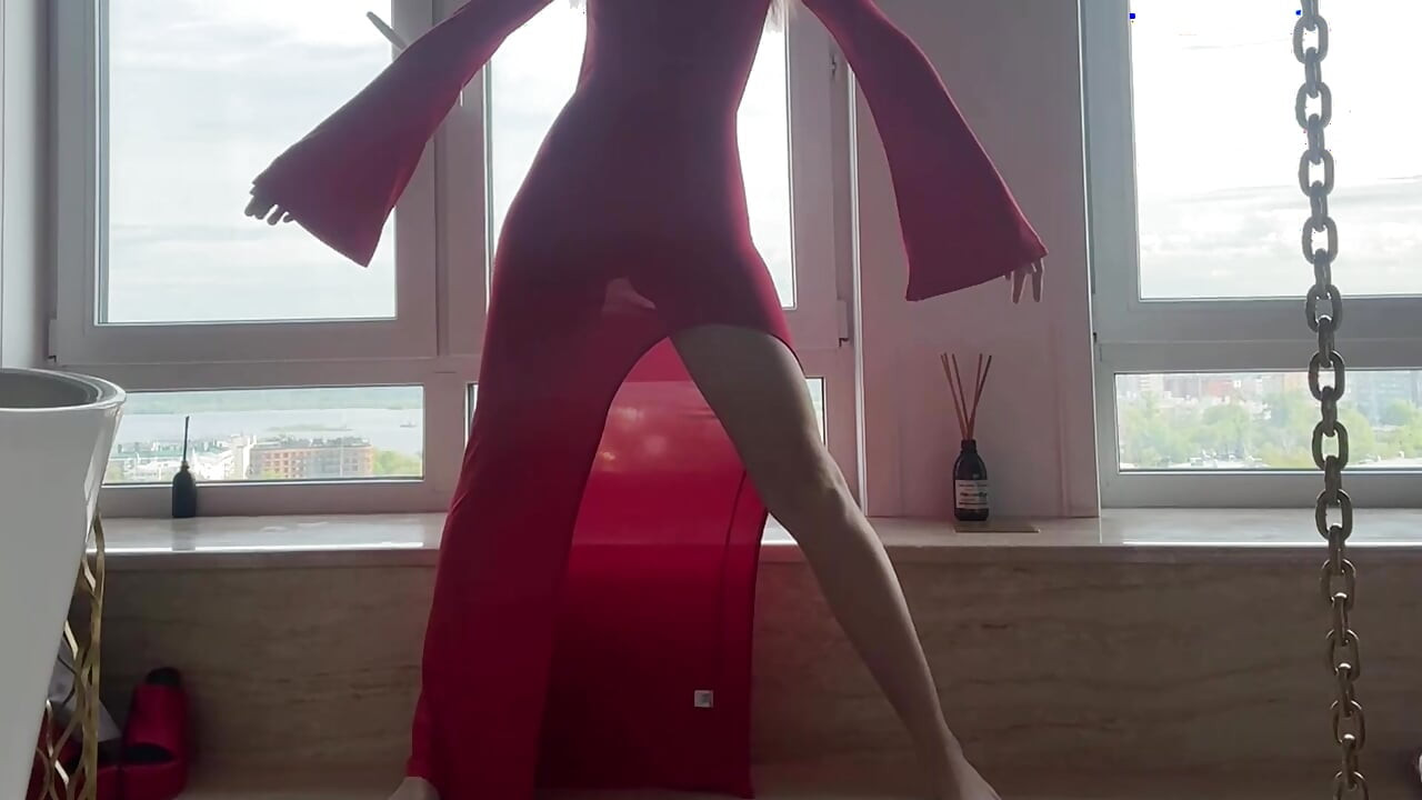 Détente à la maison - yoga - robe transparente parfaite