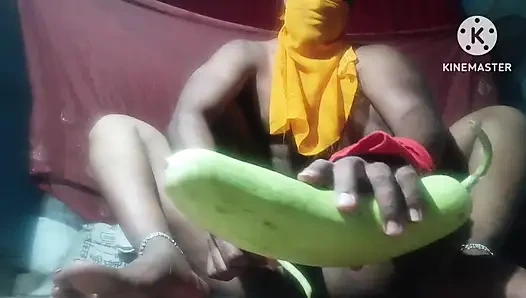 Bhabi ki chut me loki gusa di etni badi