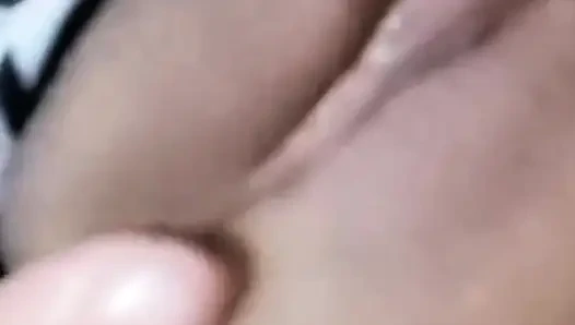 Kolombiyalı kadın en iyi arkadaşıyla mastürbasyon yapıyor