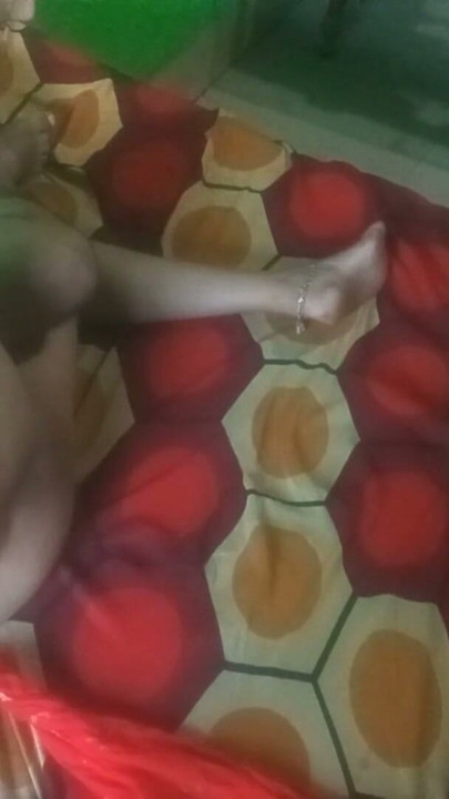 Indian romantic husband and wife neud video viral big ass big boobs | Clip 1