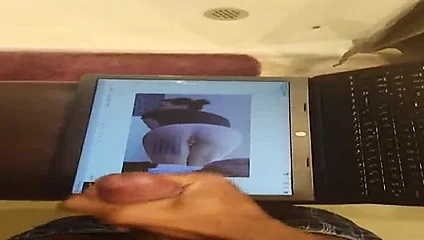 Güzel bir kıçı haraç (arkadaşım için haraç isteği)