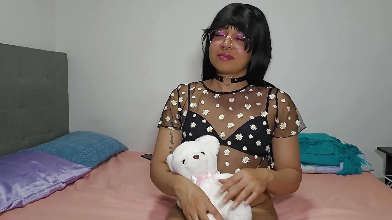 Mi Hermanastra Se Esforzó En Follar Mi Culo Virgen