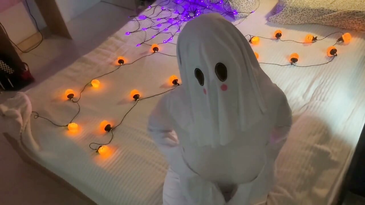 Đụ một con ma gợi cảm trong đít vào ngày halloween - aria fleur