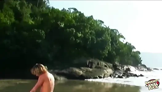 Cum Pours Down This Sluts Face, as Her Guy Blows His Load All Over Her