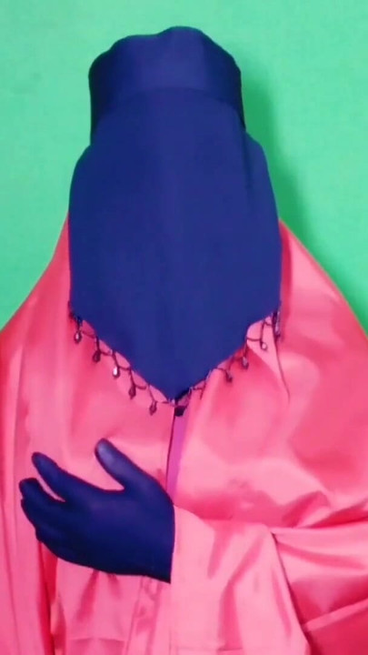 Indijska muslimanka u Burkhi uživa u romantičnoj noći seksa | Klip 2