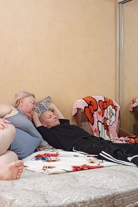 Mother-in-law Gives Me a Deep Blowjob and Eats Cum
