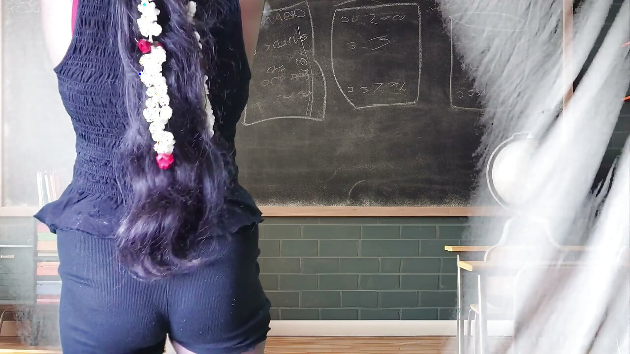 Indisk undervisningslärare Bhabi tas hårt av sin student