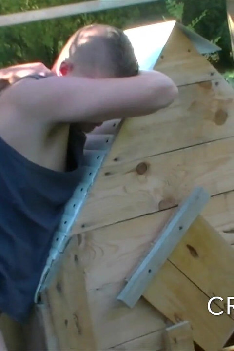 2094 两个frendh twinks在户外做爱