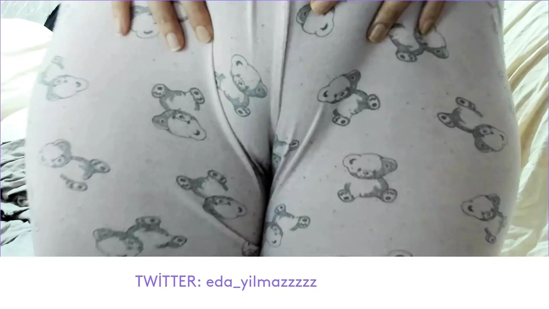 CAMEL TOE- CAMEL TOE- CAMELTOE- TURKISH MILF- TURKISH PORN- PAJAMAS- PUSSY- TURKISH DISCLOSURE- DISCLOSURE