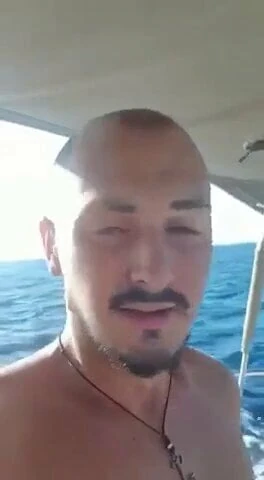 朝の海旅行